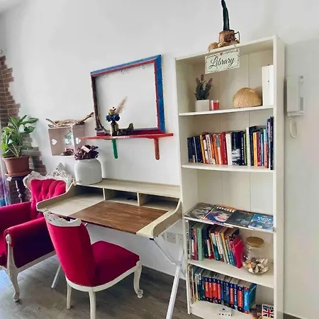 Cozy Appartament Sea View アパート マルサスカーラ