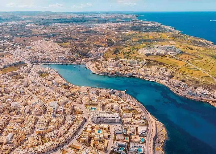 Cozy Appartament Sea View Apartment *