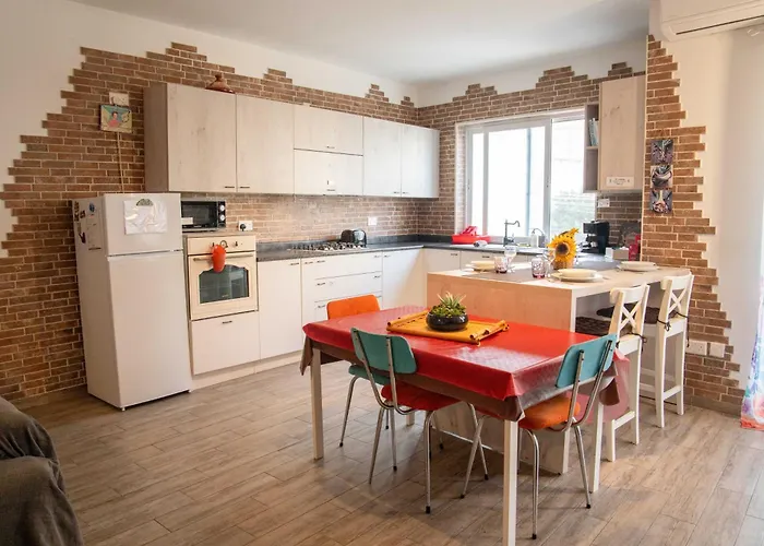 Cozy Appartament Sea View *